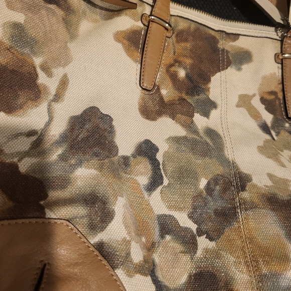 Coach Bleecker Cooper Large Satchel Purse Camo Flower Print Bag With Dust Bag - Picture 3 of 16